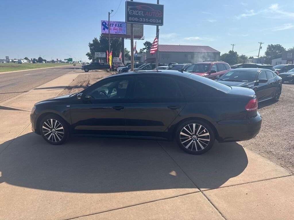 2015 VOLKSWAGEN Passat