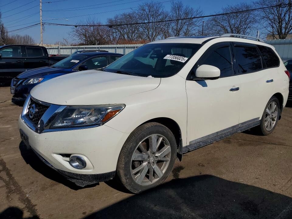 2015 NISSAN Pathfinder