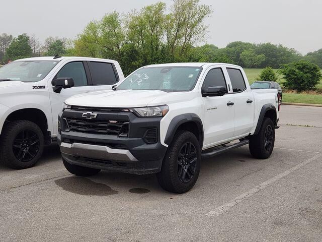 2023 CHEVROLET Silverado
