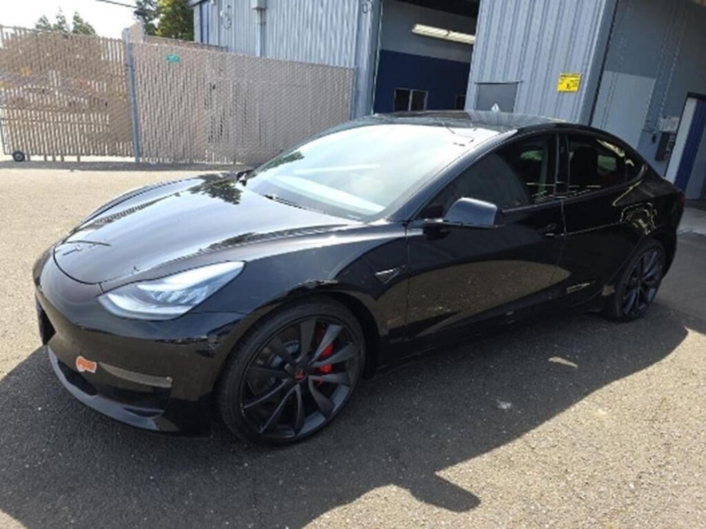 2020 TESLA Model 3