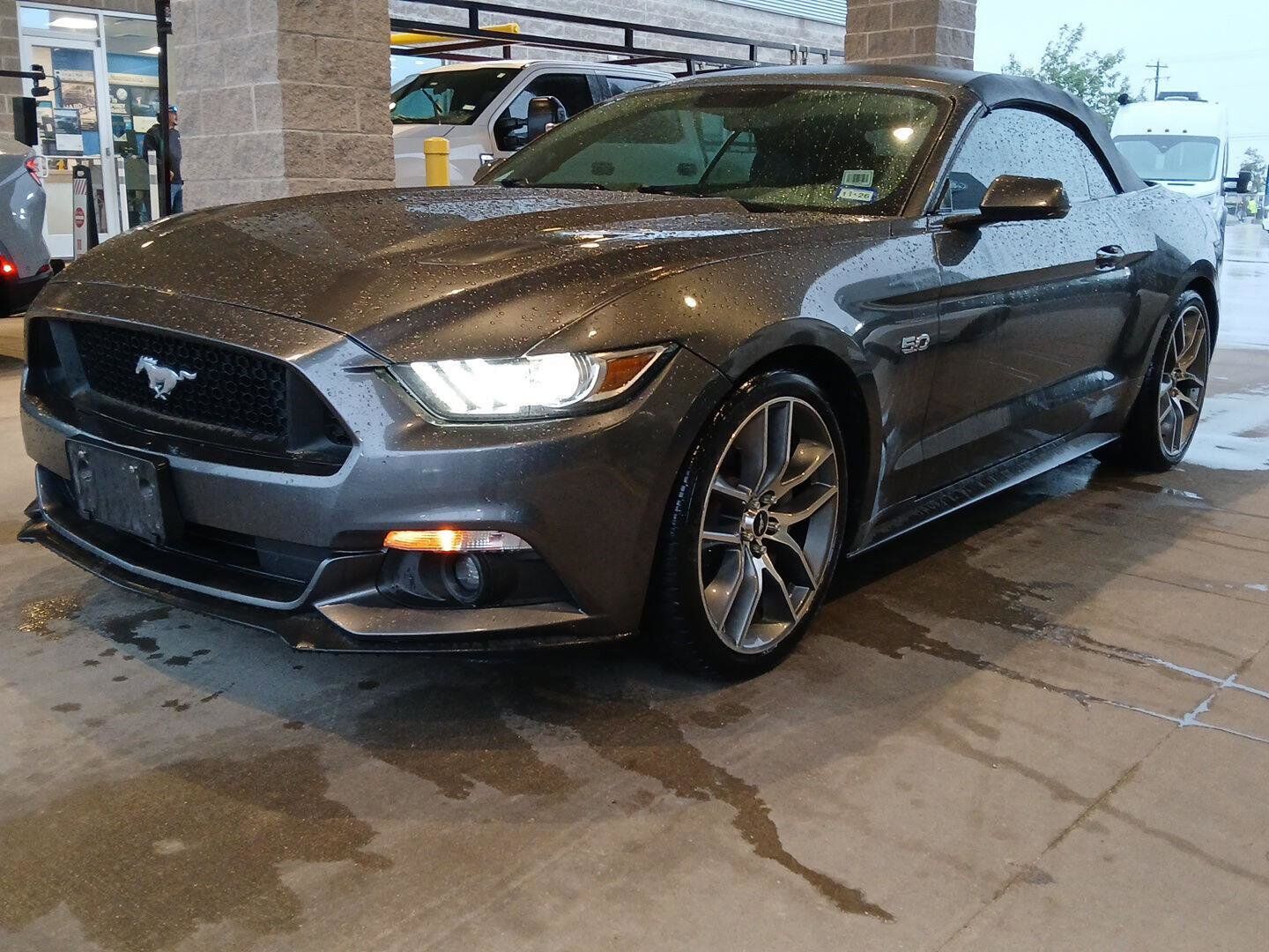 2015 FORD Mustang