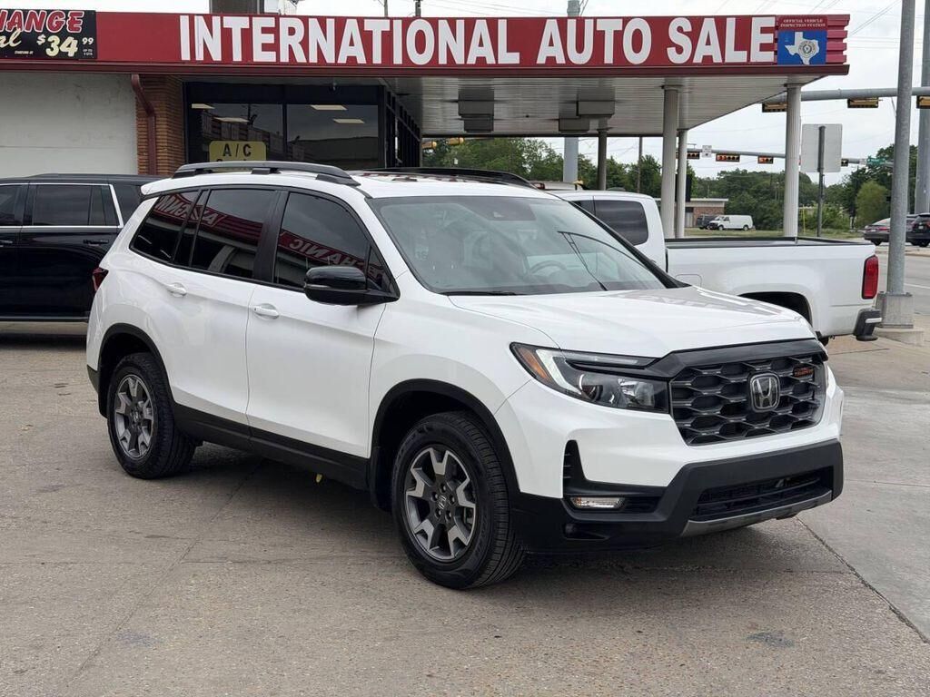 2023 HONDA Passport