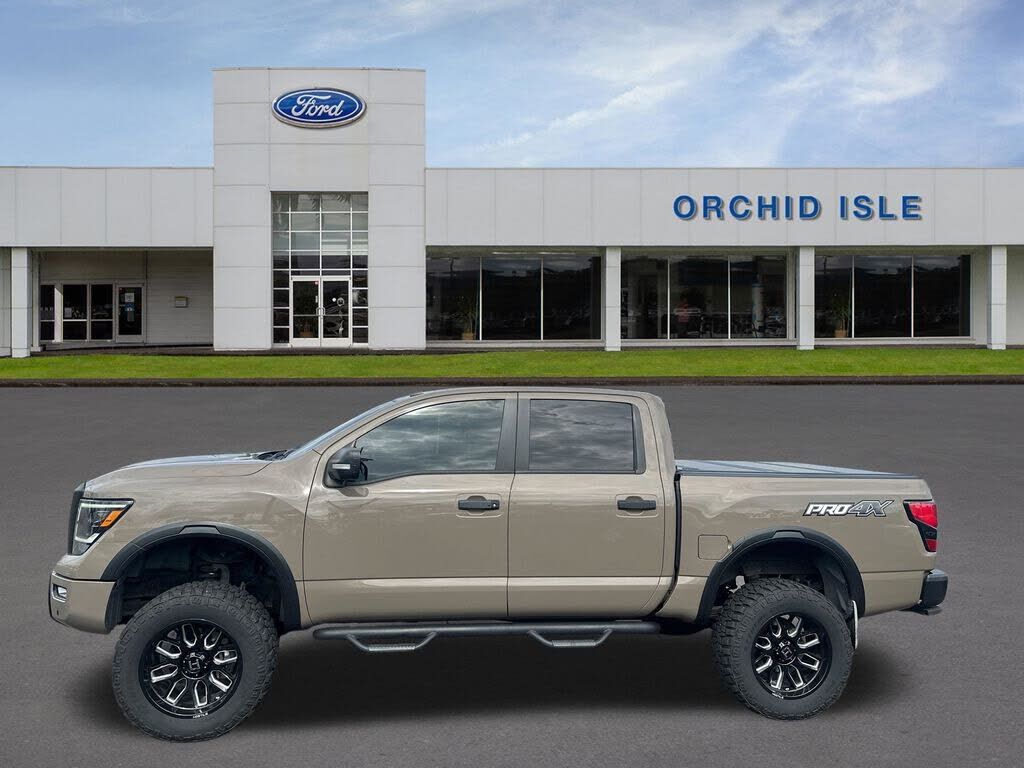 2021 NISSAN Titan
