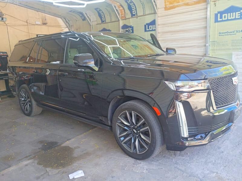 2021 CADILLAC Escalade ESV