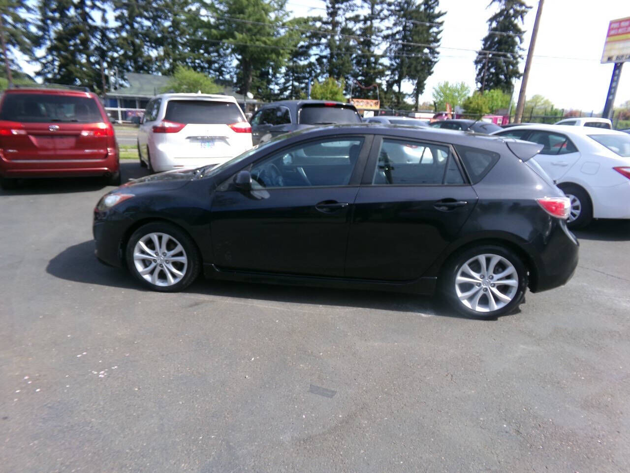 2011 MAZDA Mazda3