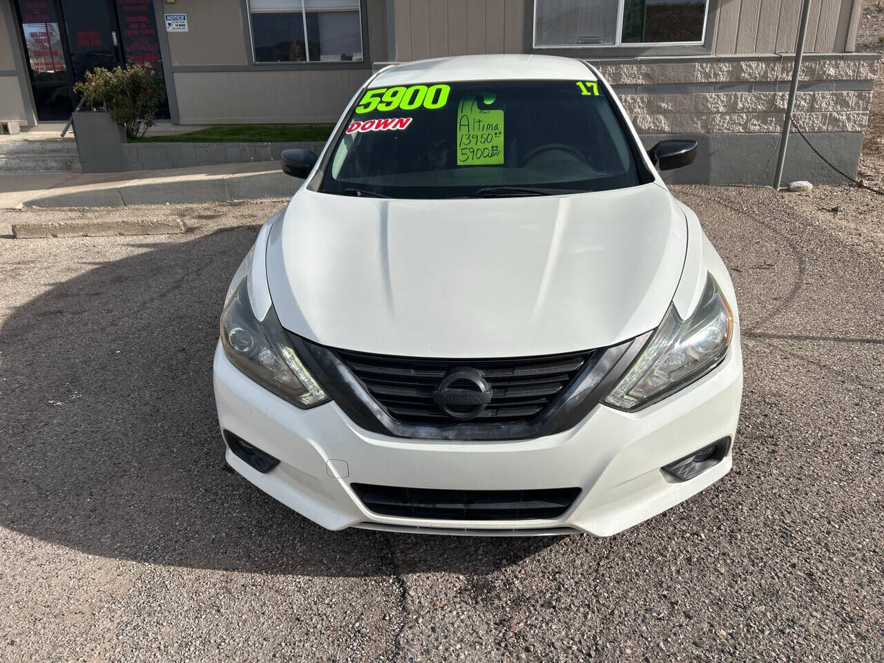 2017 NISSAN Altima