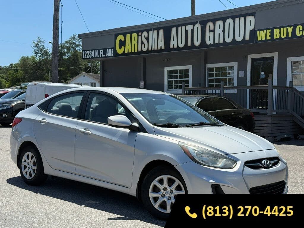 2012 HYUNDAI Accent