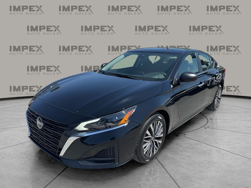 2025 NISSAN Altima