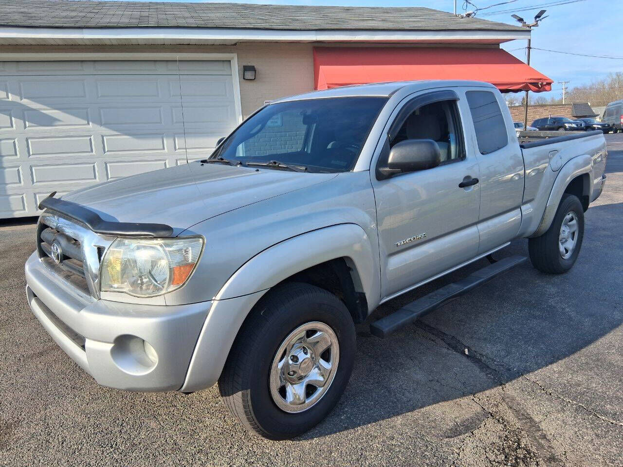 2005 TOYOTA Tacoma