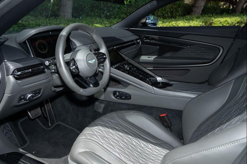 2024 ASTON MARTIN DB12