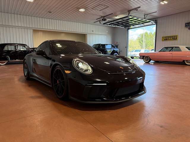 2018 PORSCHE 911