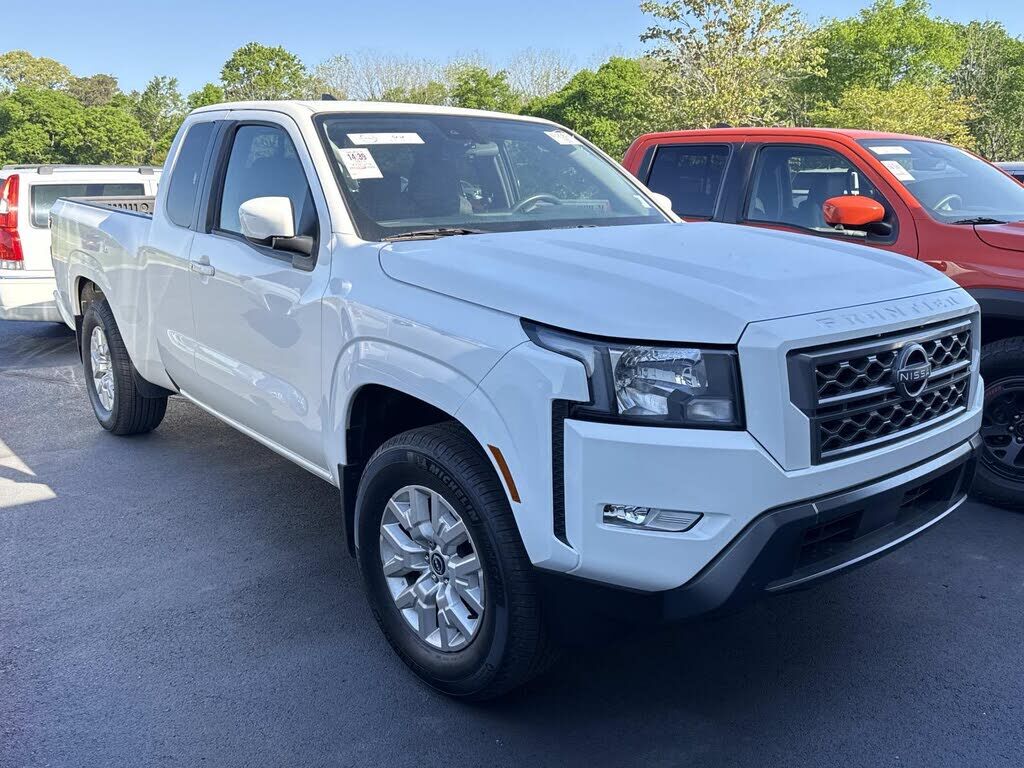 2024 NISSAN Frontier