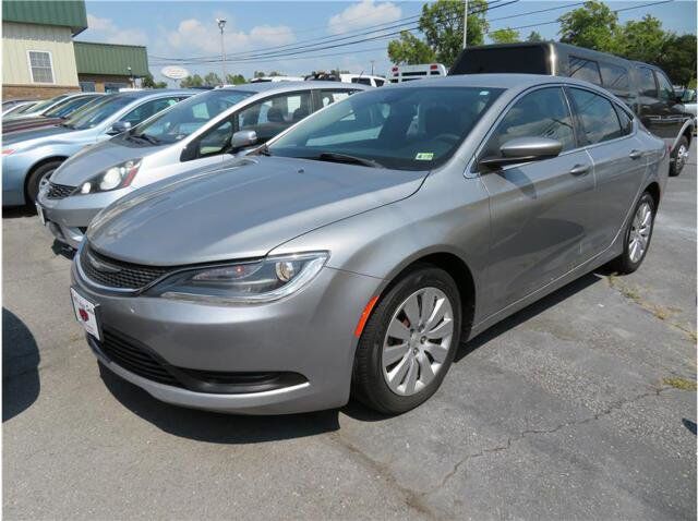 2017 CHRYSLER 200