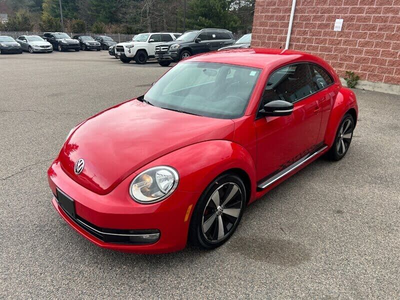 2012 VOLKSWAGEN Beetle