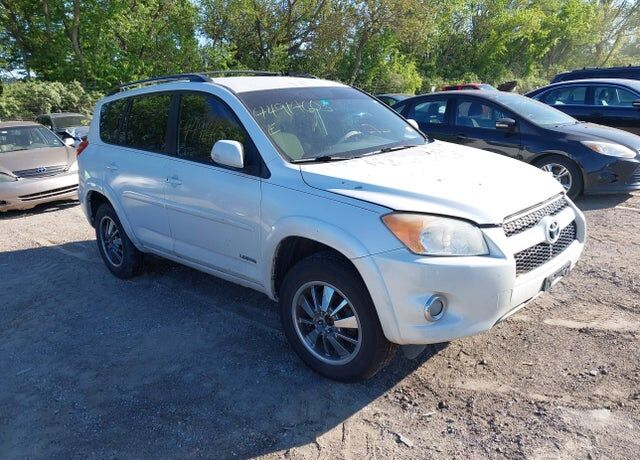 2011 TOYOTA RAV4