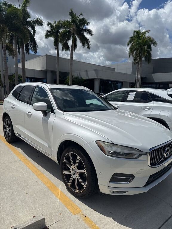 2019 VOLVO XC60