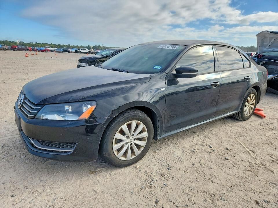 2014 VOLKSWAGEN Passat
