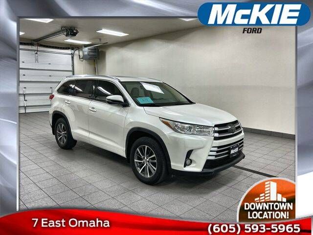 2018 TOYOTA Highlander