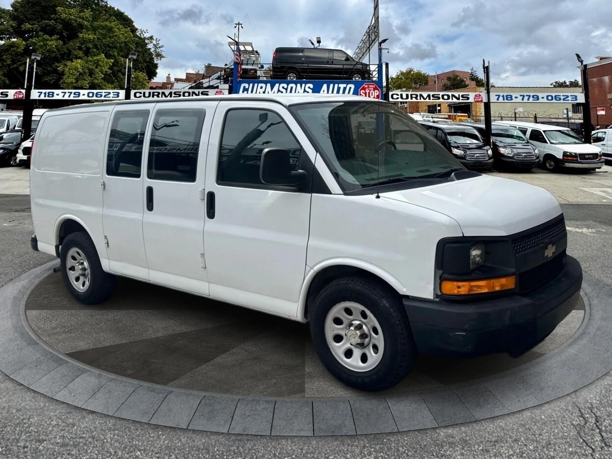 2012 CHEVROLET Express