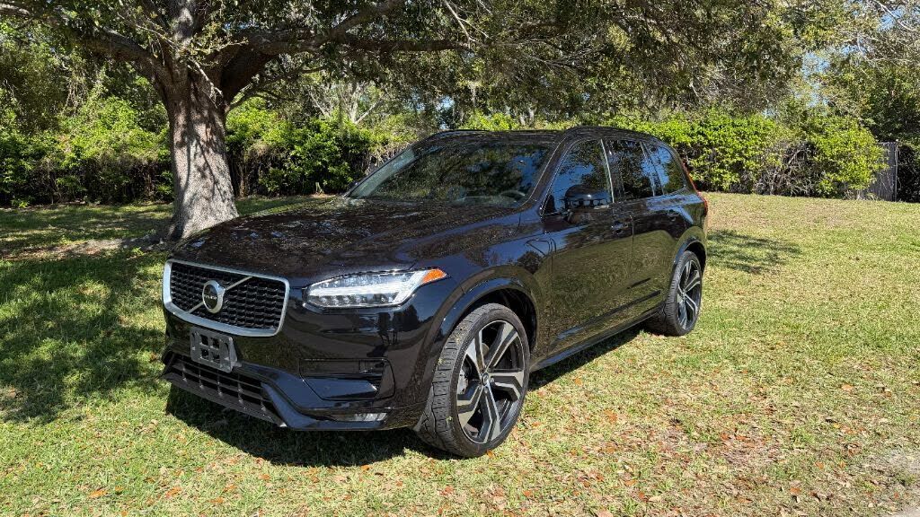 2020 VOLVO XC90