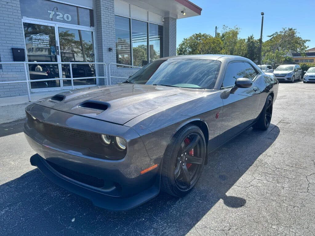 2016 DODGE Challenger