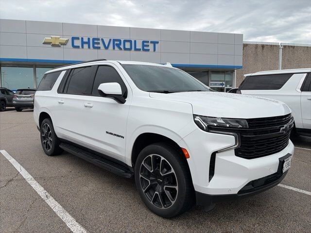 2023 CHEVROLET Suburban