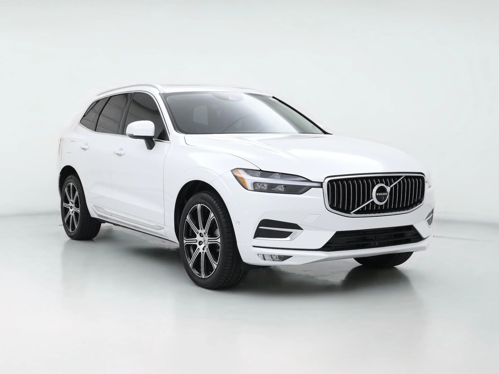 2021 VOLVO XC60