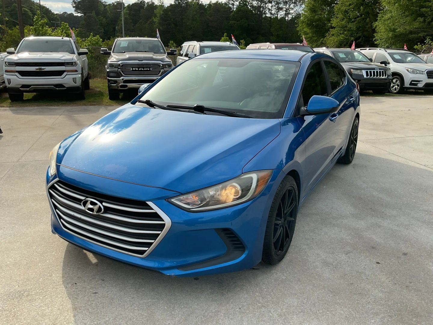 2017 HYUNDAI Elantra