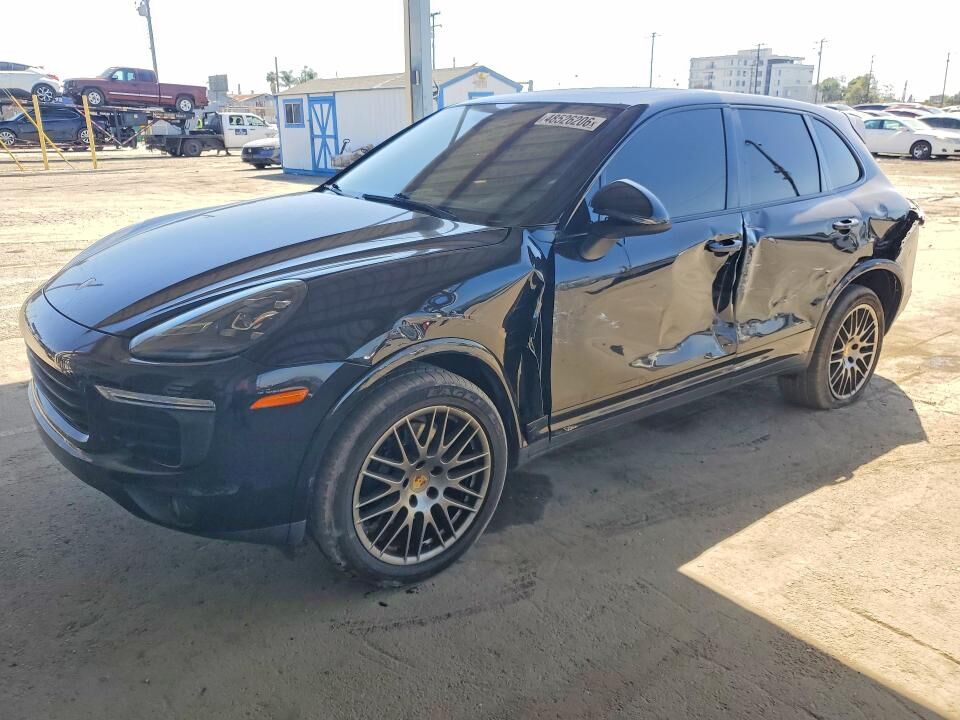 2017 PORSCHE Cayenne