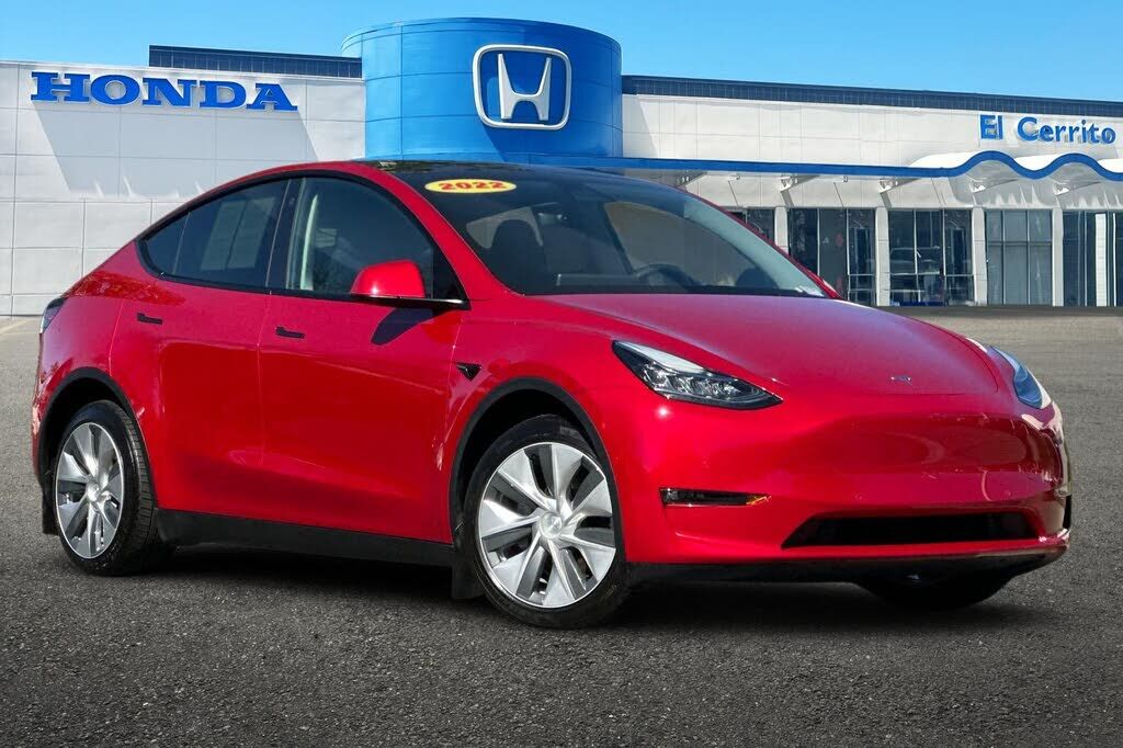 2022 TESLA Model Y