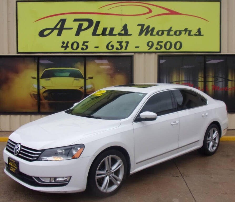 2015 VOLKSWAGEN Passat