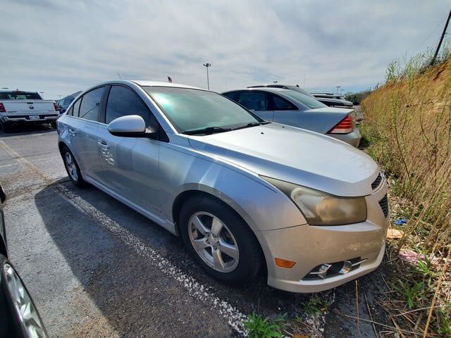 2012 CHEVROLET Cruze
