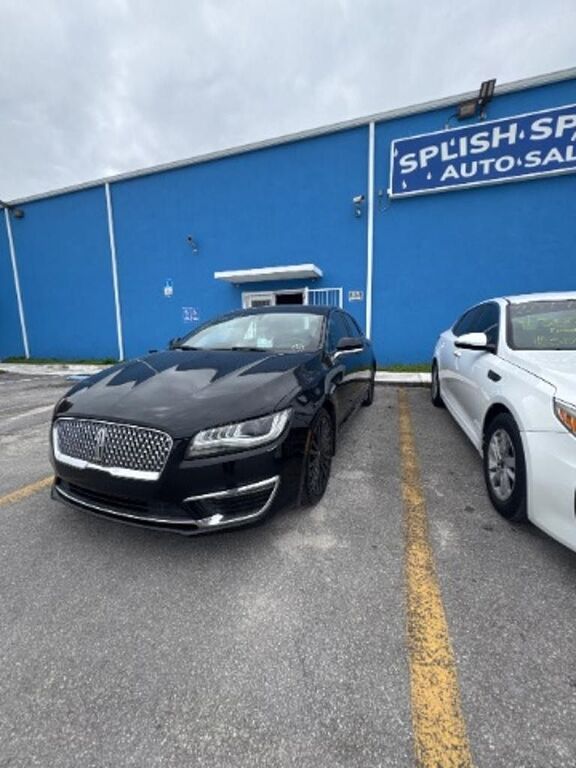 2017 LINCOLN MKZ