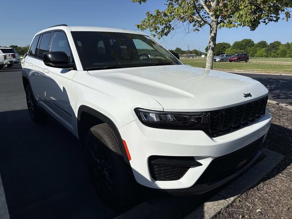 2025 JEEP Grand Cherokee
