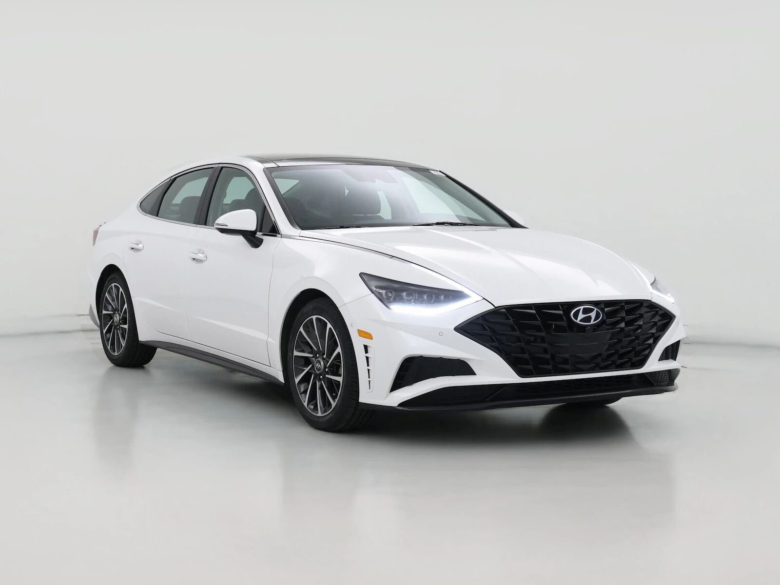2022 HYUNDAI Sonata