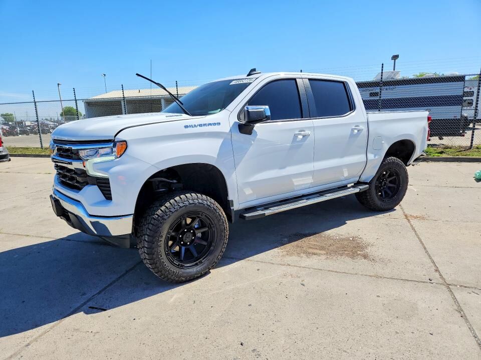 2025 CHEVROLET Silverado