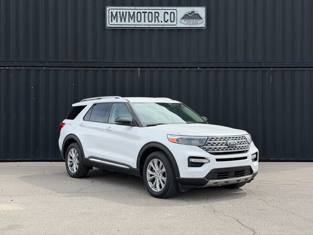 2021 FORD Explorer