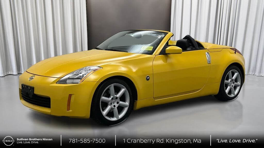2005 NISSAN 350Z