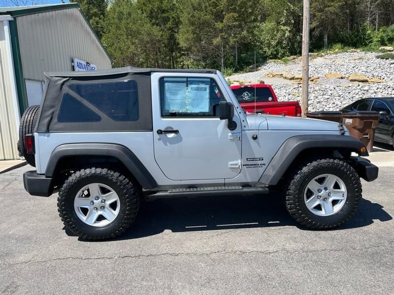 2012 JEEP Wrangler