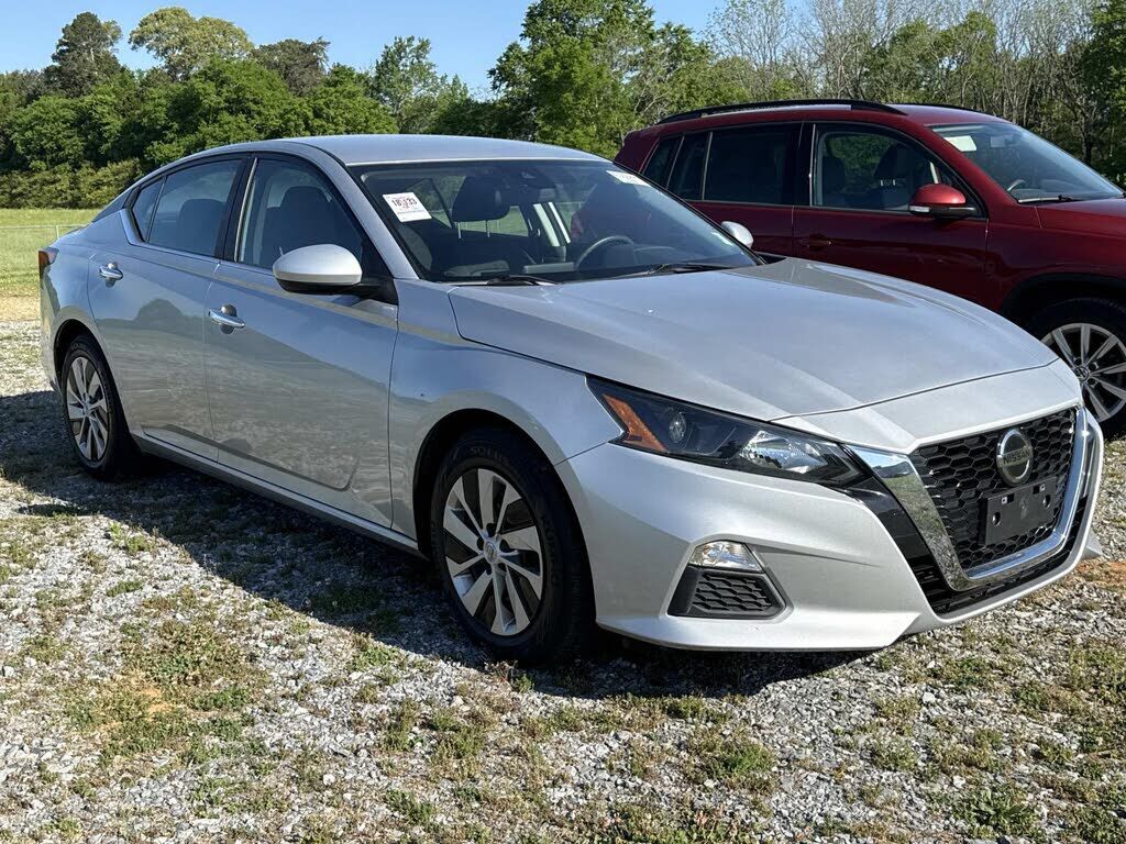 2022 NISSAN Altima