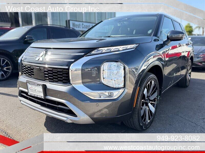 2025 MITSUBISHI Outlander