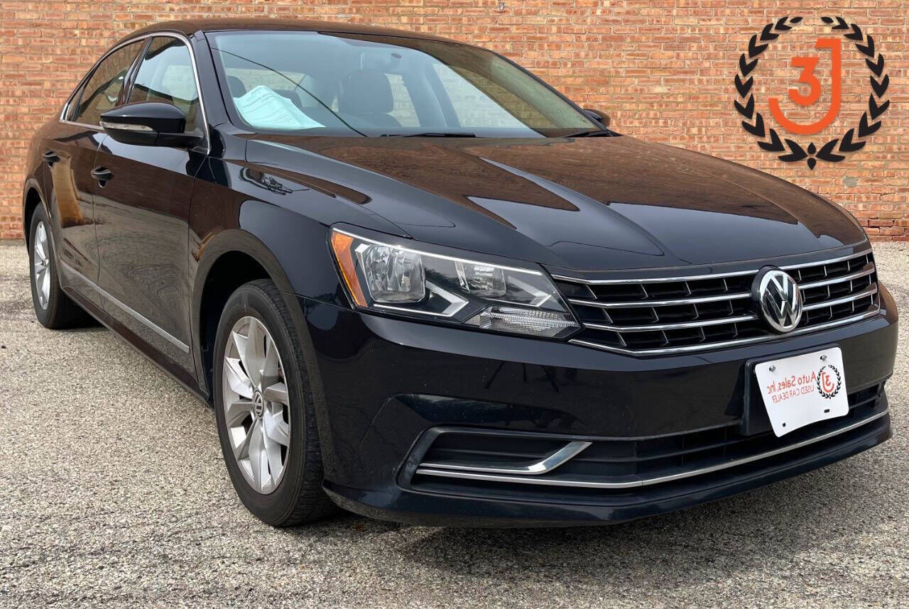 2016 VOLKSWAGEN Passat