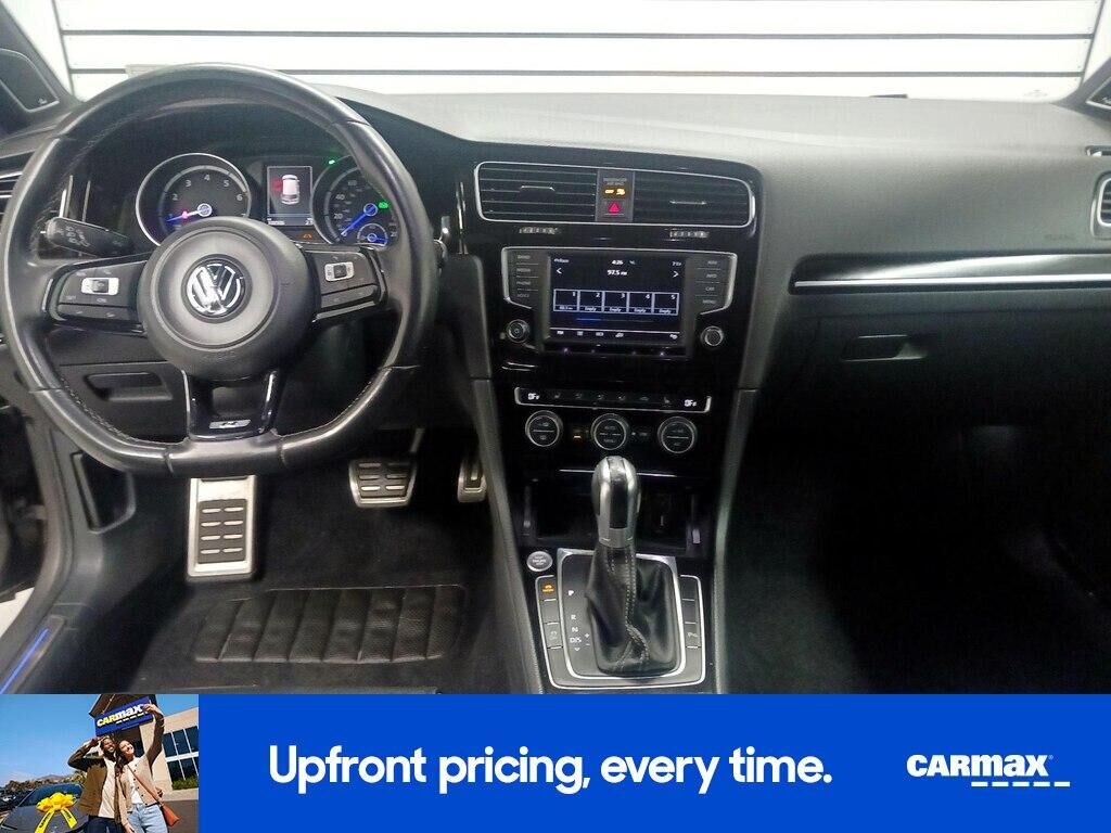 2017 VOLKSWAGEN Golf R