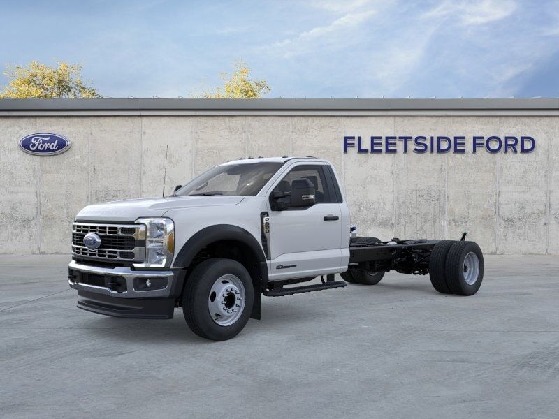 2025 FORD F-600