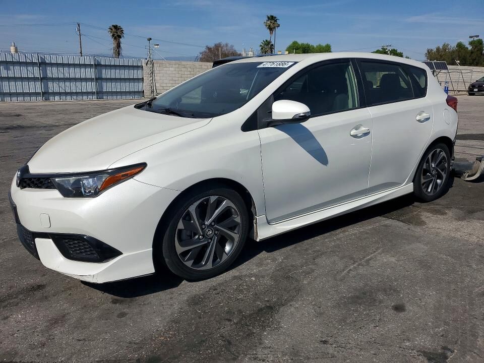 2018 TOYOTA COROLLA