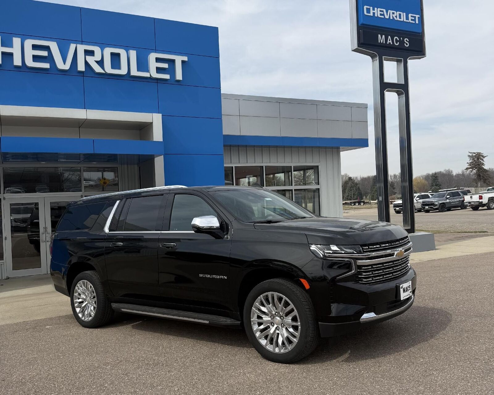 2024 CHEVROLET Suburban