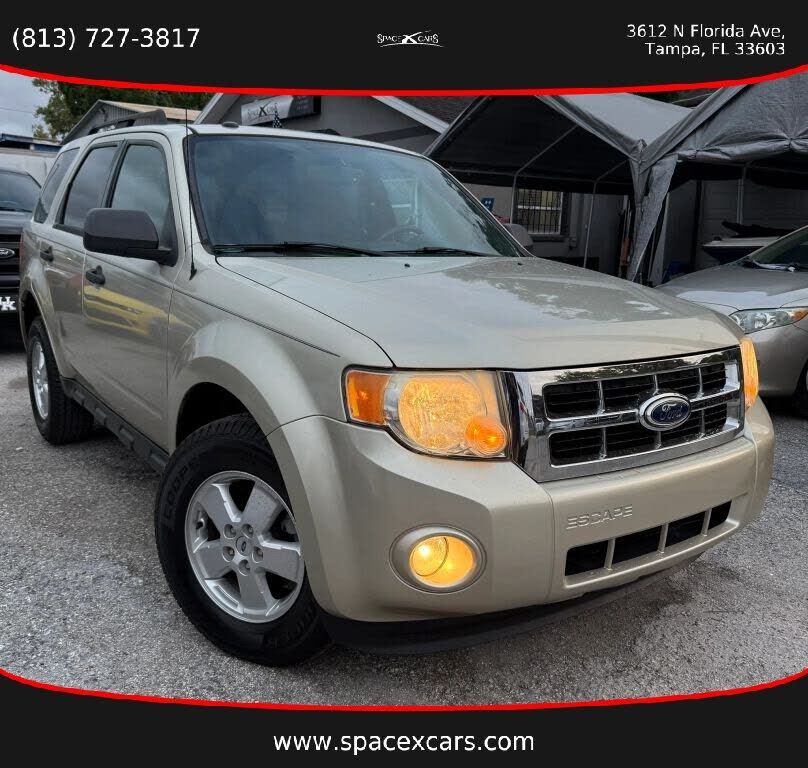 2011 FORD Escape