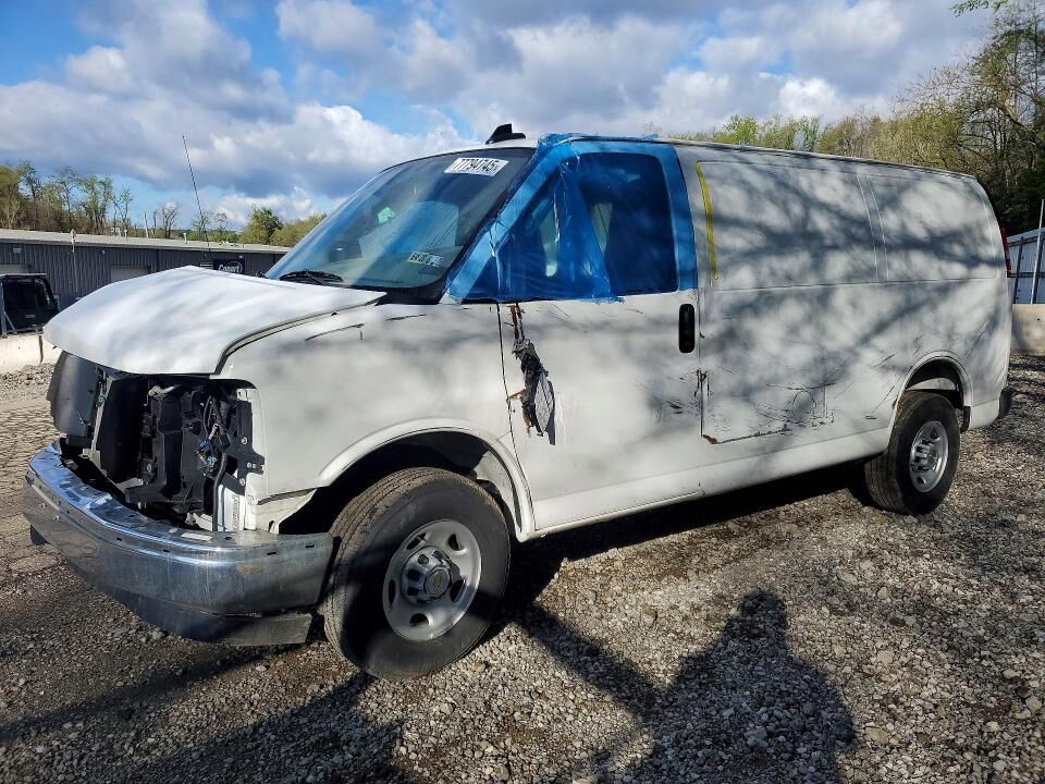 2025 CHEVROLET Express