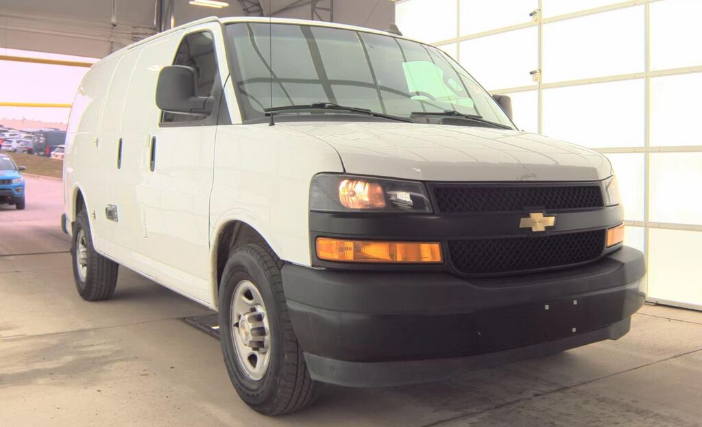 2021 CHEVROLET Express