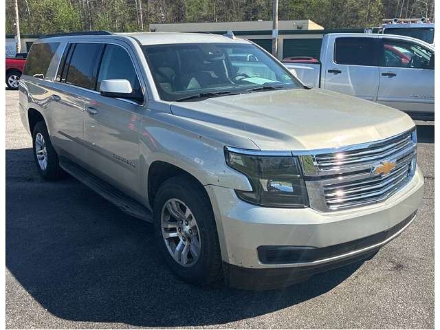 2017 CHEVROLET Suburban